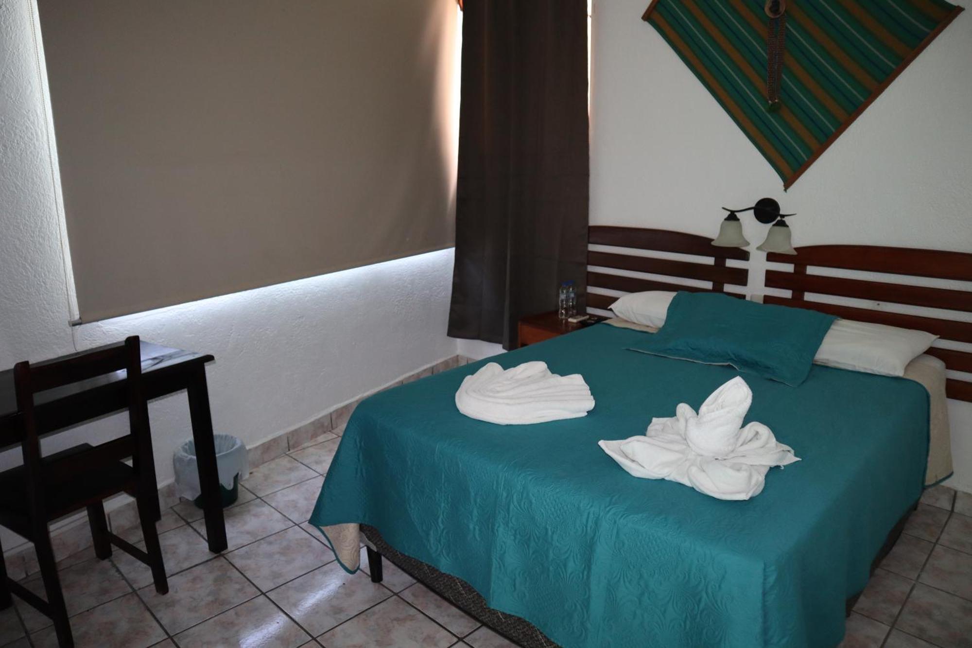 Sabana Hotel Flores